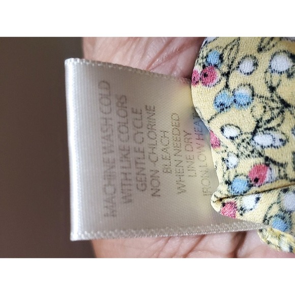 Max Studio Women's Yellow Floral 100% Polyester V-Neck Short Sleeve Top Blouse L - Picture 10 of 13